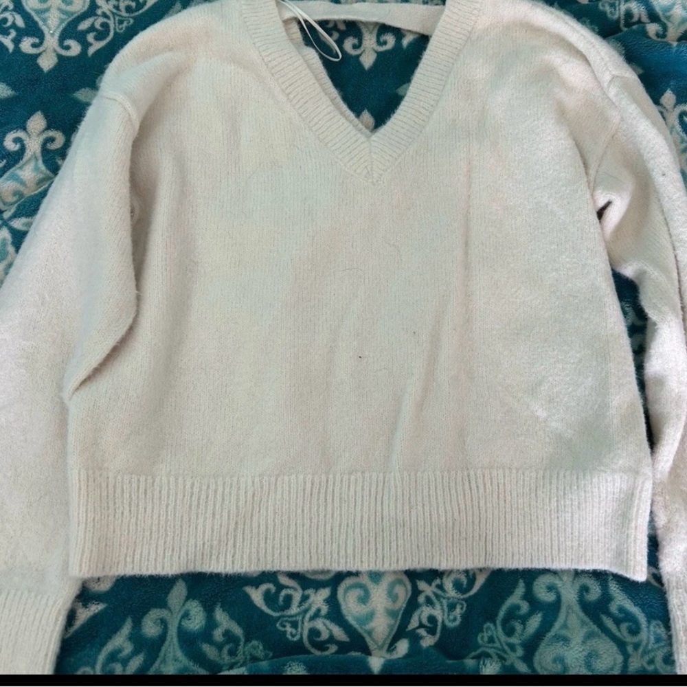 Women's Cream V-Neck Sweater with open back